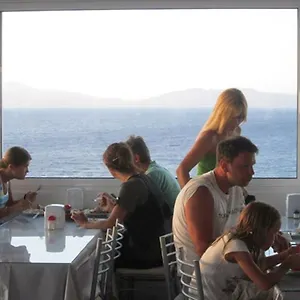 https://hotel-melike-kusadasi.aegeanhotels.net