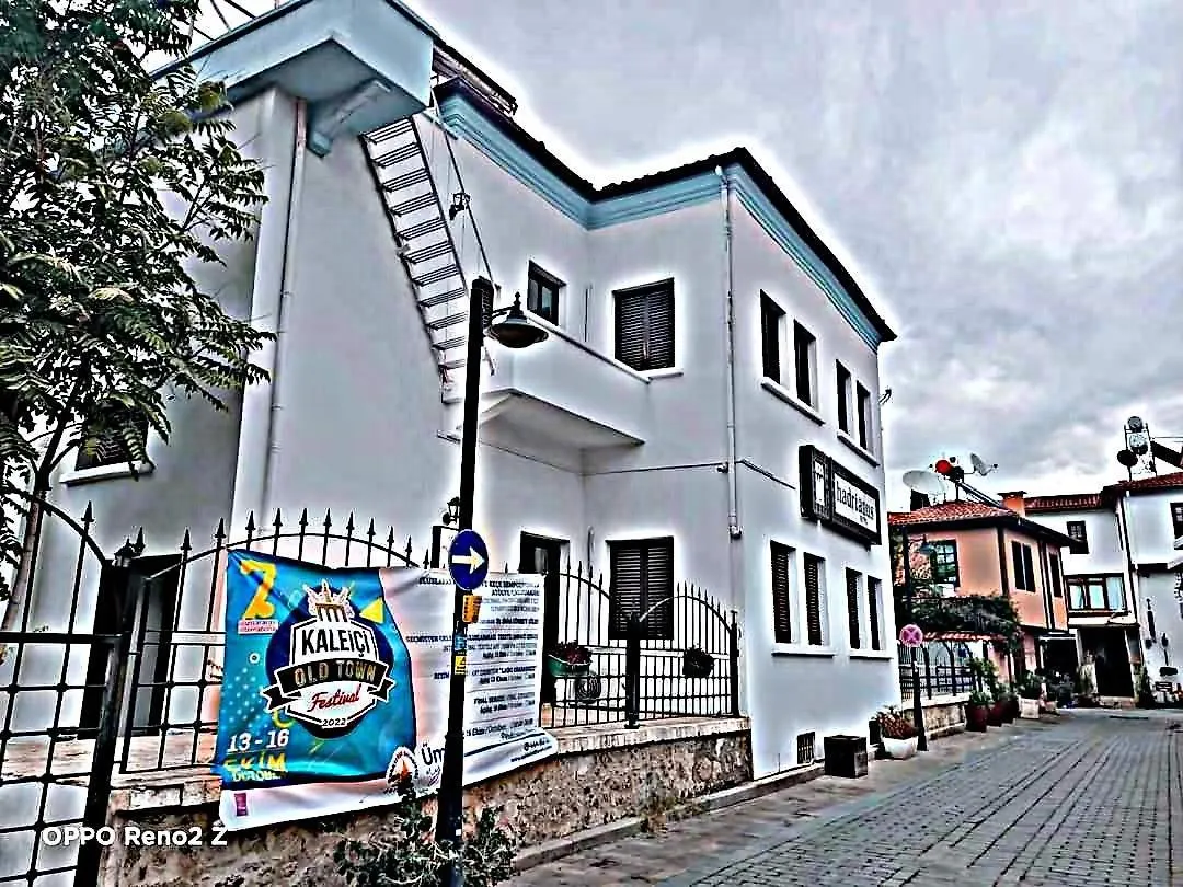 Hadrianus Pansion Hotel Antalya